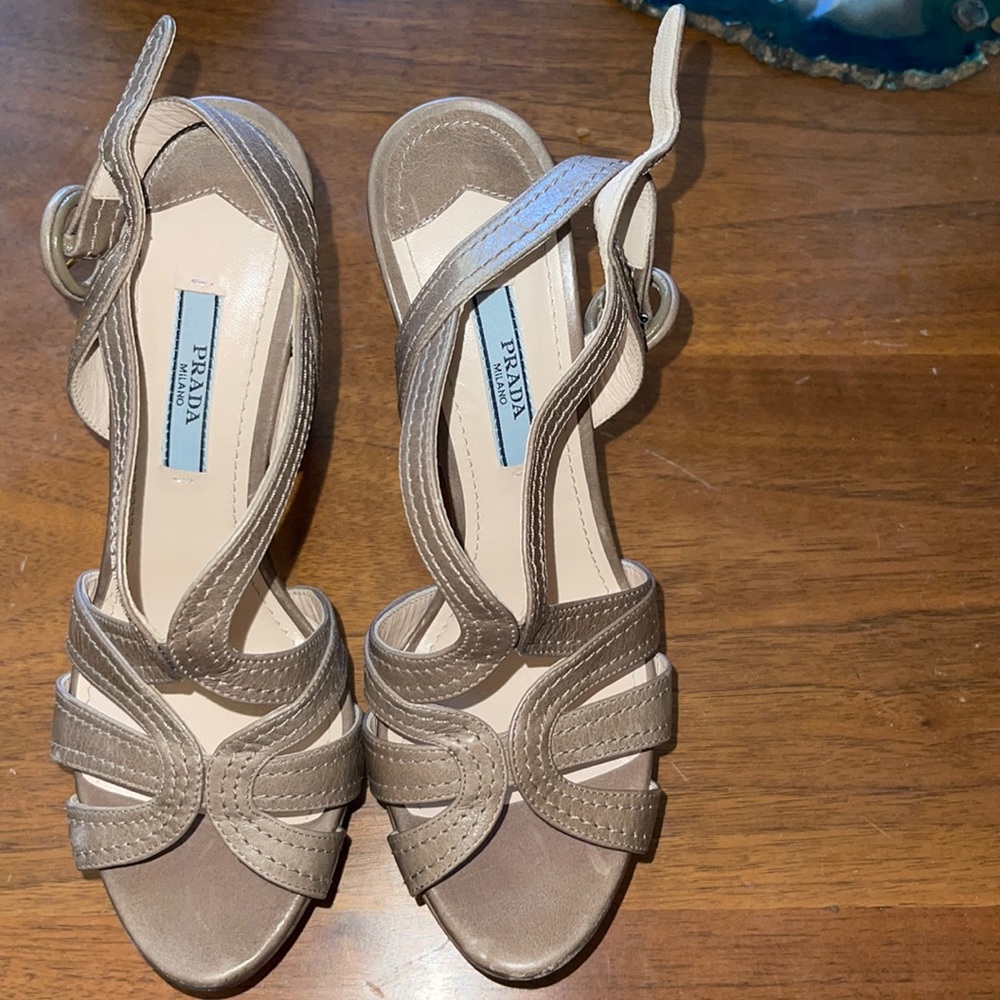 PRADA SHOES. - Picture 10 of 10